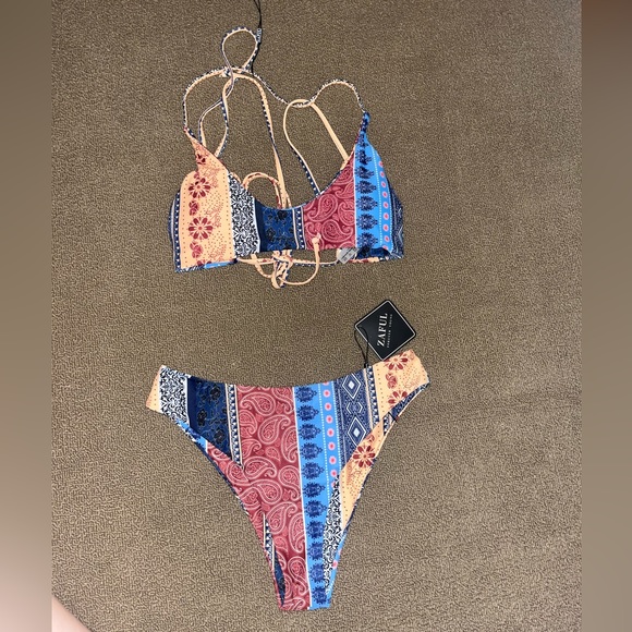 Strappy back tribal print Zaful bikini set new with tags - Picture 1 of 5